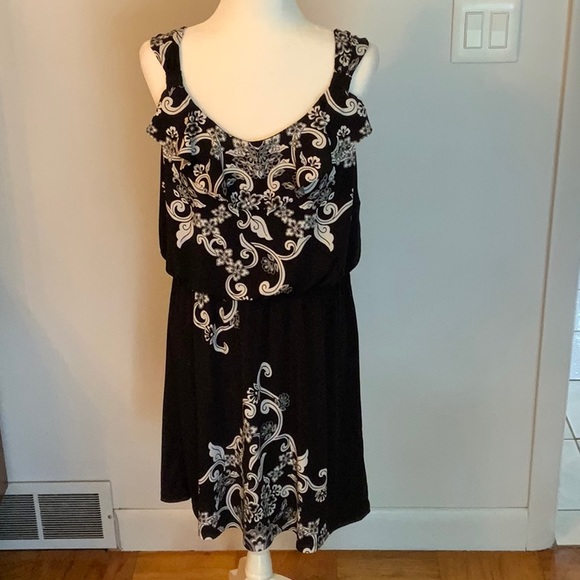 Style & Co. Dresses & Skirts - EUC Style & Co sun dress.